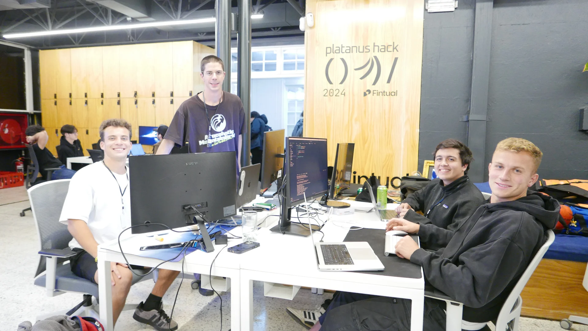 Hack 24 photo 6